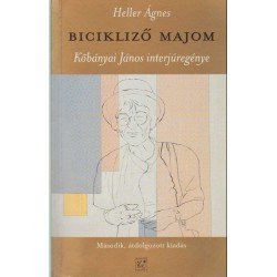 Bicikliző majom