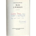 Írás a porban (dedikált)